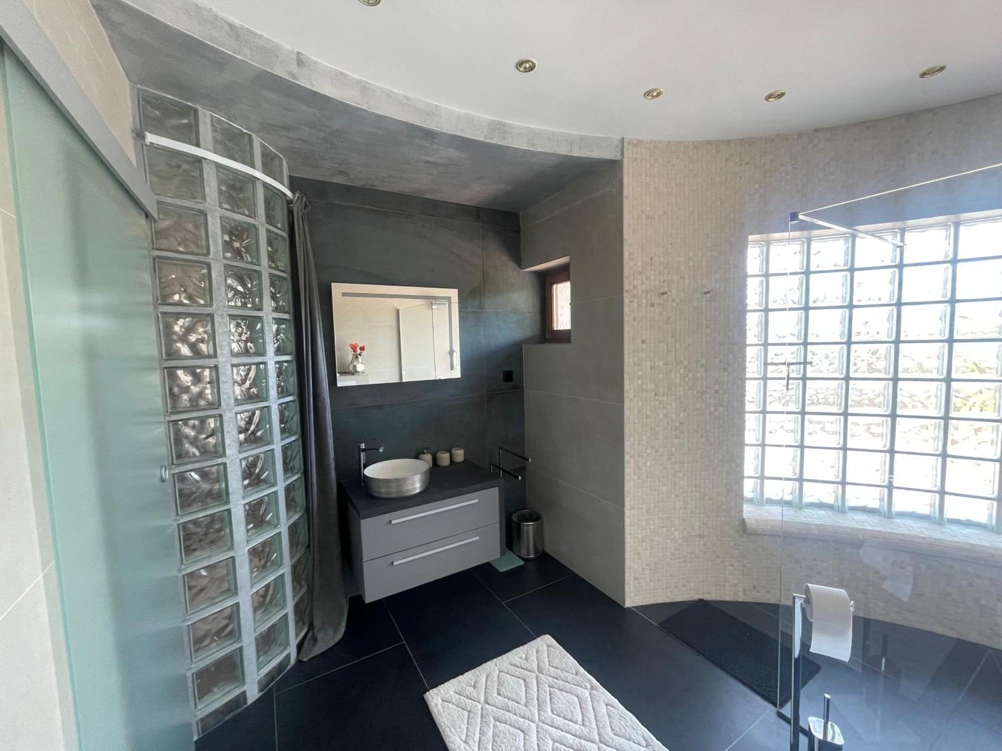 Tona - Miran Apartman - Parking - Samostalna Prijava คาร์โลวัตส์ ภายนอก รูปภาพ